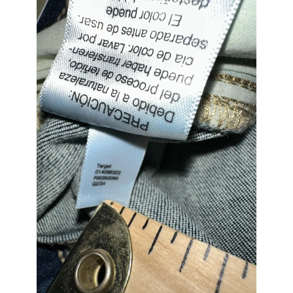 Universal Thread high rise